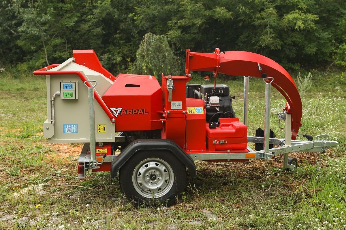 Подрібнювач гілок Arpal на щепу з бензиновим двигуном (МК-170БД) - фото 7