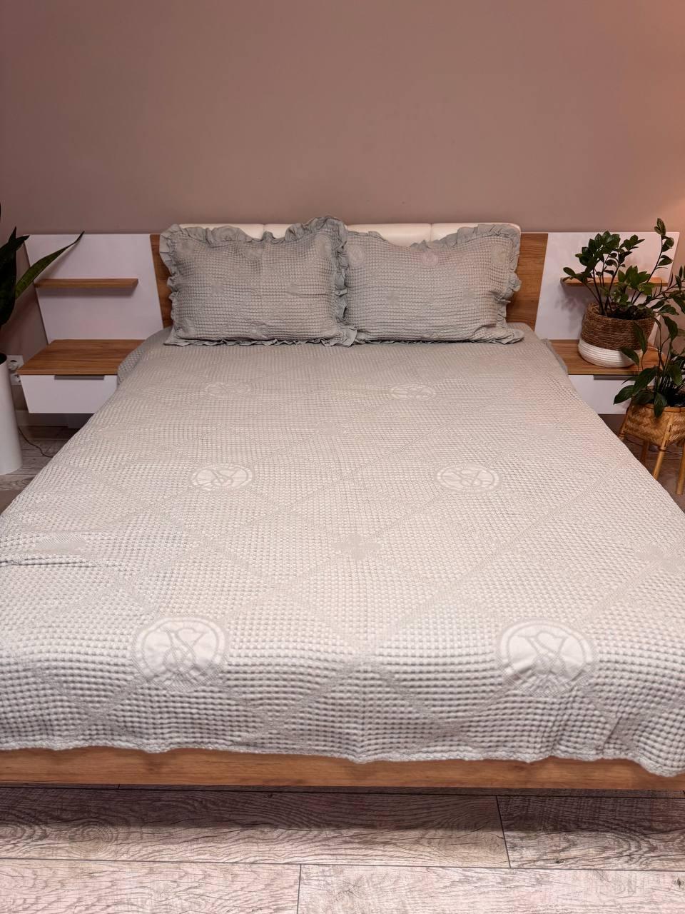 Комплект вафельний євро покривало 200х230 см/наволочки 50х70 см 2 шт. Сірий (П4К-al-n-vaf-002) - фото 1 Комплект вафельний євро покривало 200х230 см/наволочки 50х70 см 2 шт. Сірий (П4К-al-n-vaf-002) - фото 1