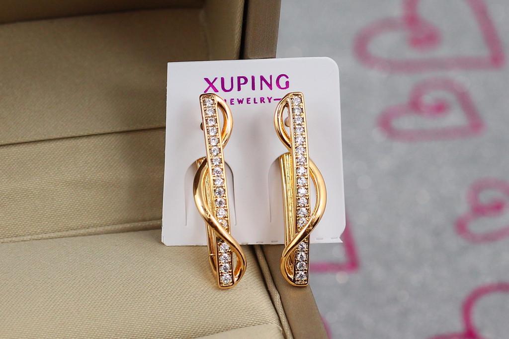 Серьги Xuping Jewelry Дорожка фианитов обвитая змейкой 2,5 см Золотистый