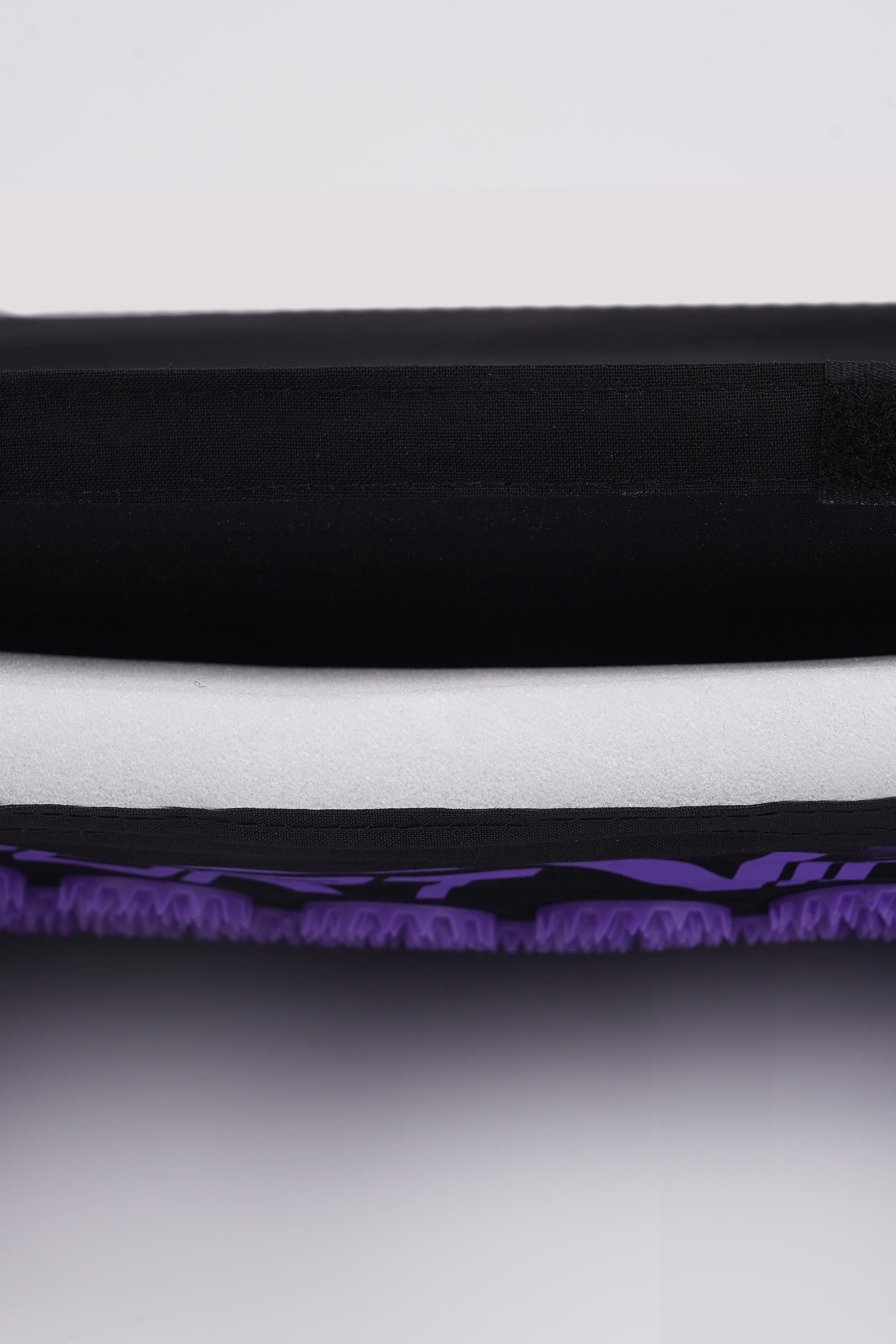Килимок акупунктурний з валиком SportVida Аплікатор Кузнєцова 66x40 см Black/Violet (SV-HK0408) - фото 2