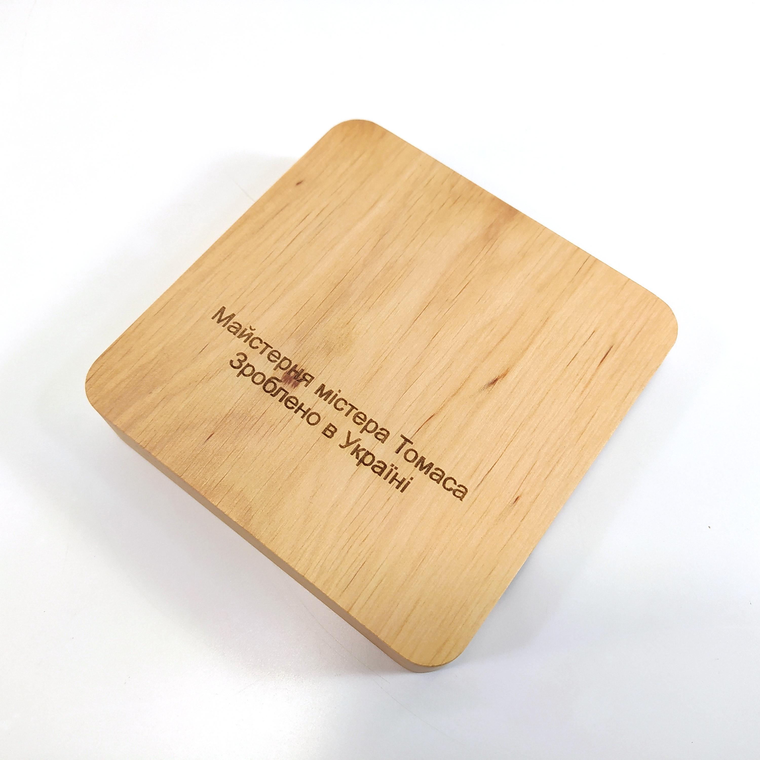 Подставка для смартфона Майстерня містера Томаса Беззубик и Ночная фурия 10х10 см - фото 6 Подставка для смартфона Майстерня містера Томаса Беззубик и Ночная фурия 10х10 см - фото 6