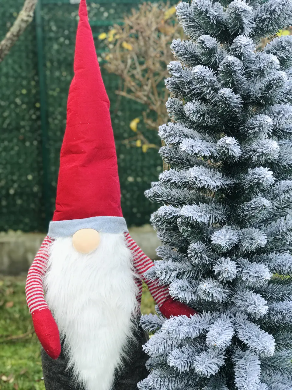 Елка искусственная HVOYA Альпийская узкая заснеженная 180 см (410/180/GS) - фото 4 Елка искусственная HVOYA Альпийская узкая заснеженная 180 см (410/180/GS) - фото 4