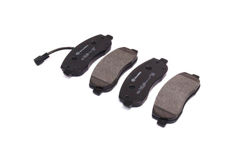 Тормозные колодки дисковые передние Renault Master 4 Opel Movano 02/10- BREMBO P68062 (P 68 062 BREMBO)