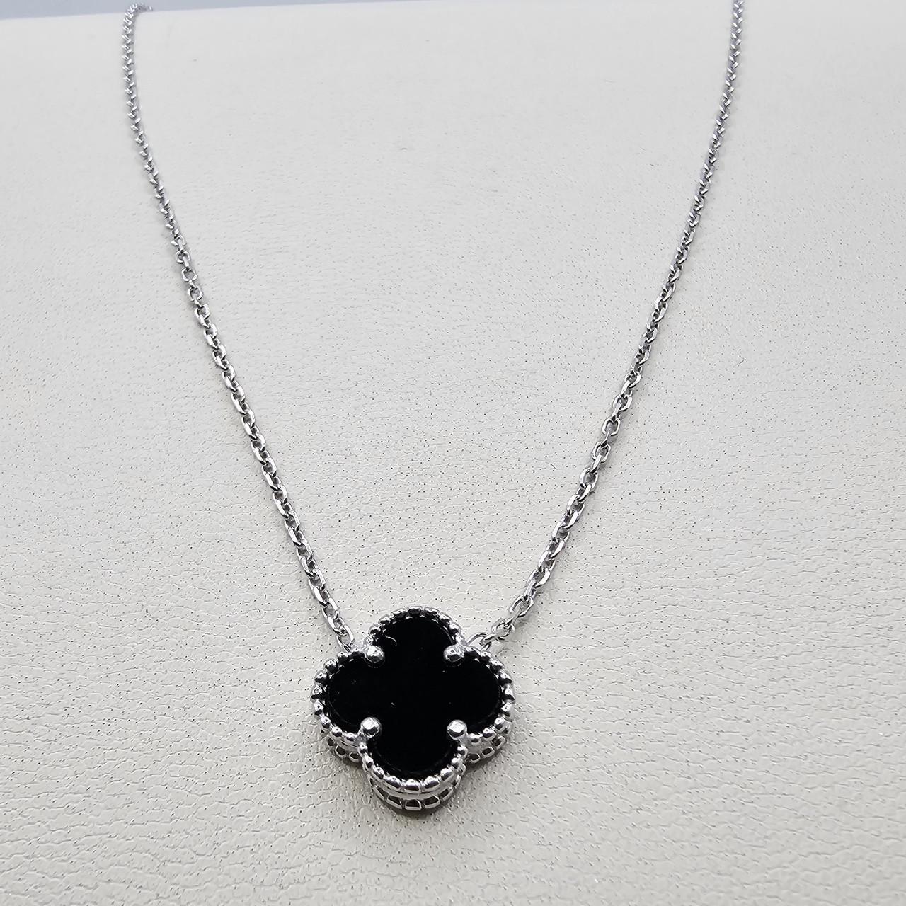 Колье серебряное с агатом Клевер 40-45 см 2,96 г (3058592910)