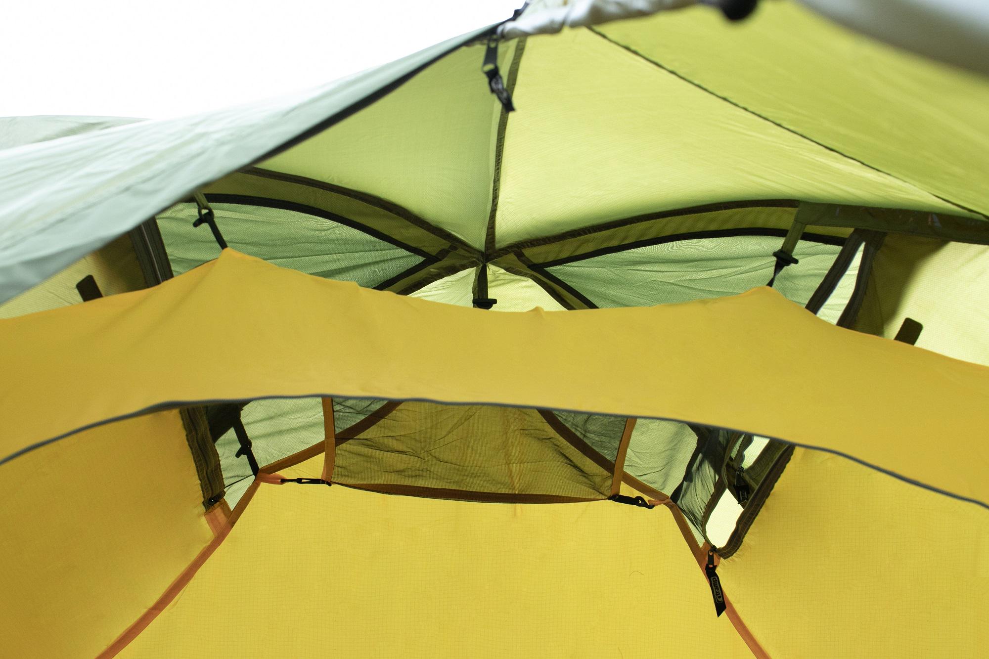 Палатка четырехместная Tramp ROCK 4 V2 с ветром и снегозащитой (UTRT-029-green) - фото 9 Палатка четырехместная Tramp ROCK 4 V2 с ветром и снегозащитой (UTRT-029-green) - фото 9