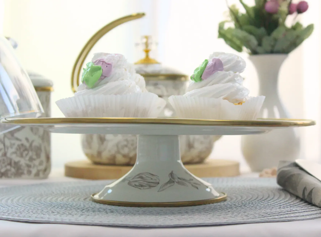 Тортовница эмалированная BIRD Elmani с крышкой на ножке 30 см - фото 9