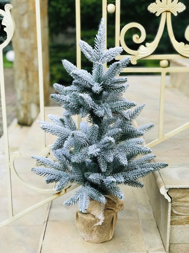 Ялинка лита Classic в мішковині 70 см Засніжений (210N/70/GS) - фото 3 Ялинка лита Classic в мішковині 70 см Засніжений (210N/70/GS) - фото 3