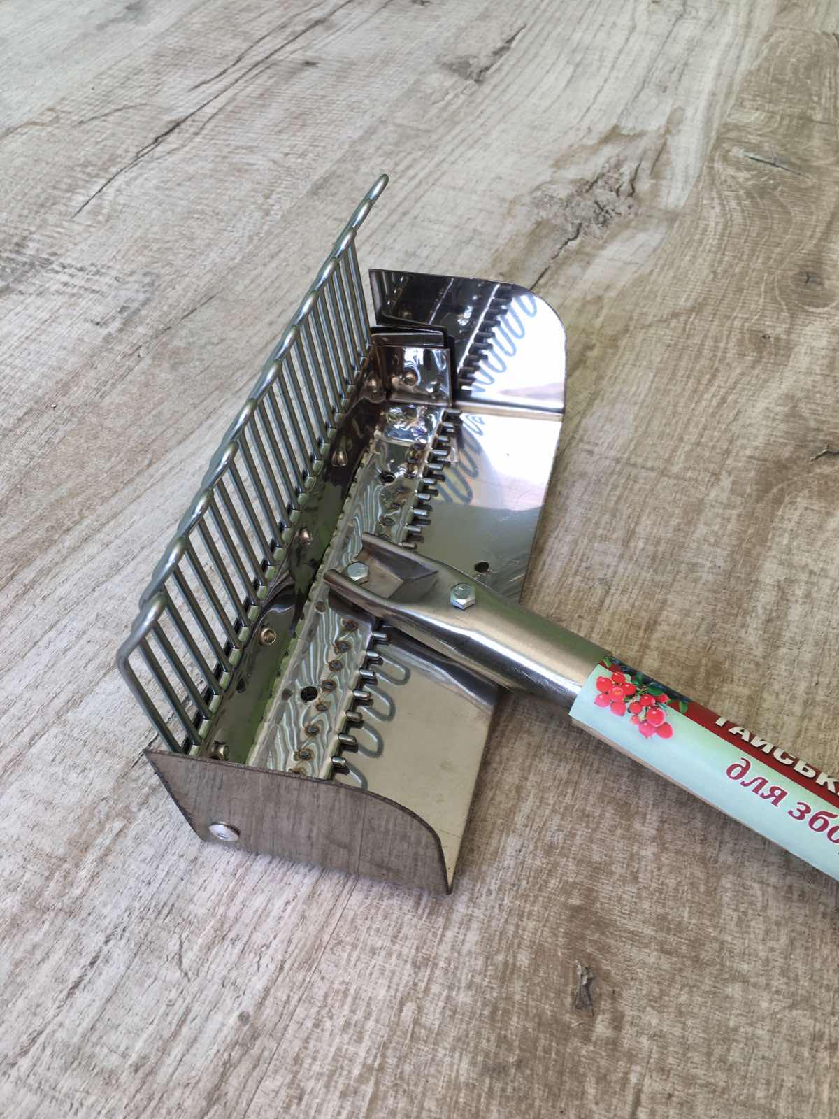 Гребінка для збору ягоди 200X6000 мм - фото 3 Гребінка для збору ягоди 200X6000 мм - фото 3