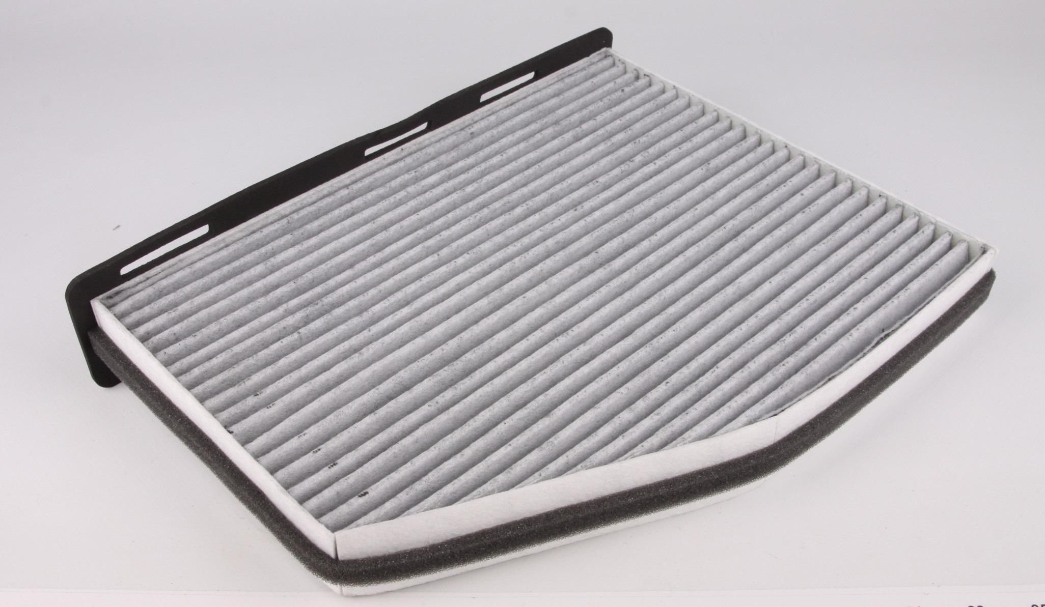 Фильтр салона угольный Wunder Filter VW Caddy III с 04 г.в. 1.2TSI 1,4/1,6 1.6TDI/1.9TDI/2.0SDI/2.0TDI WPK 109