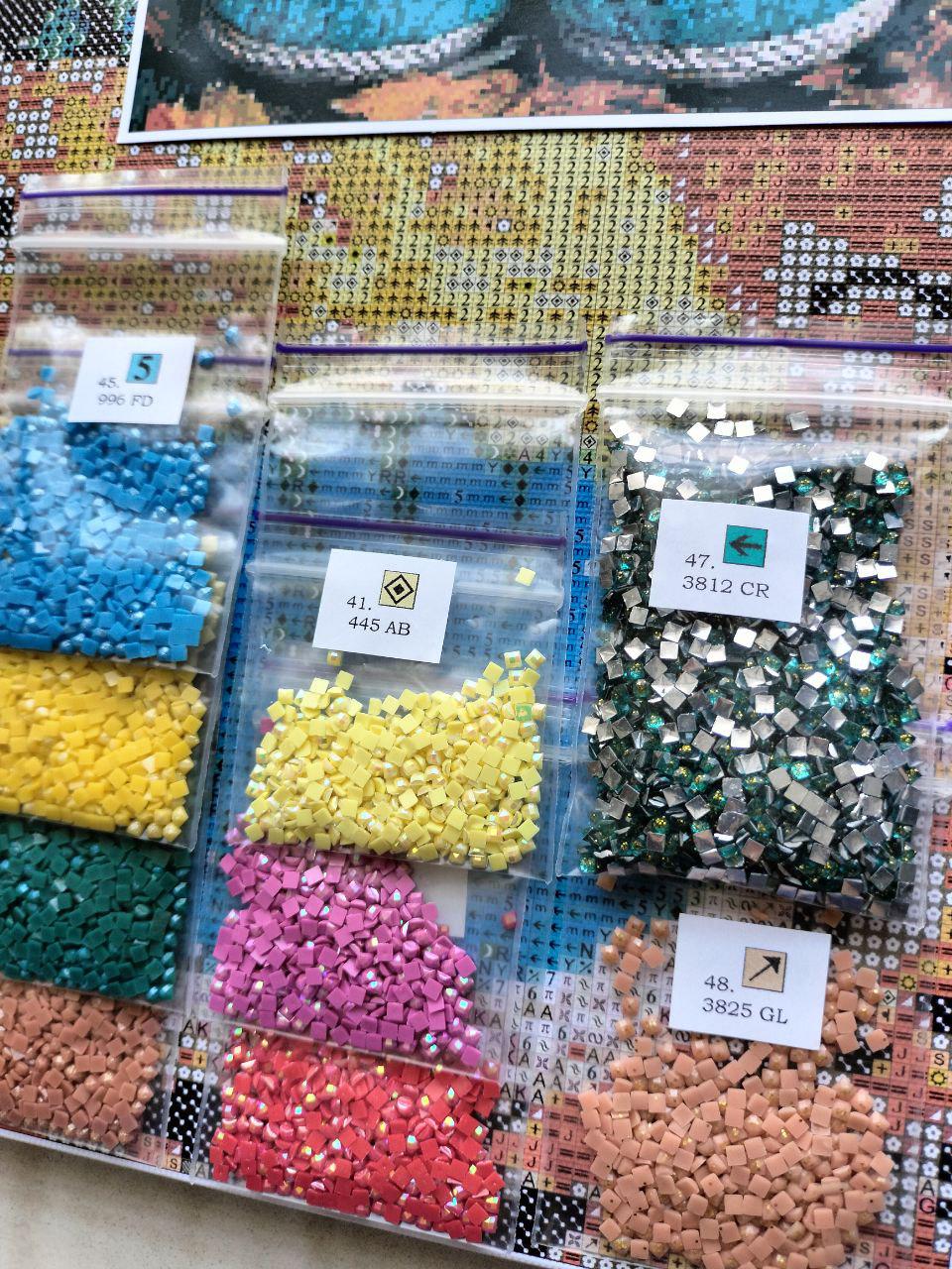 Алмазная мозаика АлМазка Цветочные сапожки квадратные алмазы на подрамнике 40x50 см (АлМ-285) - фото 5 Алмазная мозаика АлМазка Цветочные сапожки квадратные алмазы на подрамнике 40x50 см (АлМ-285) - фото 5