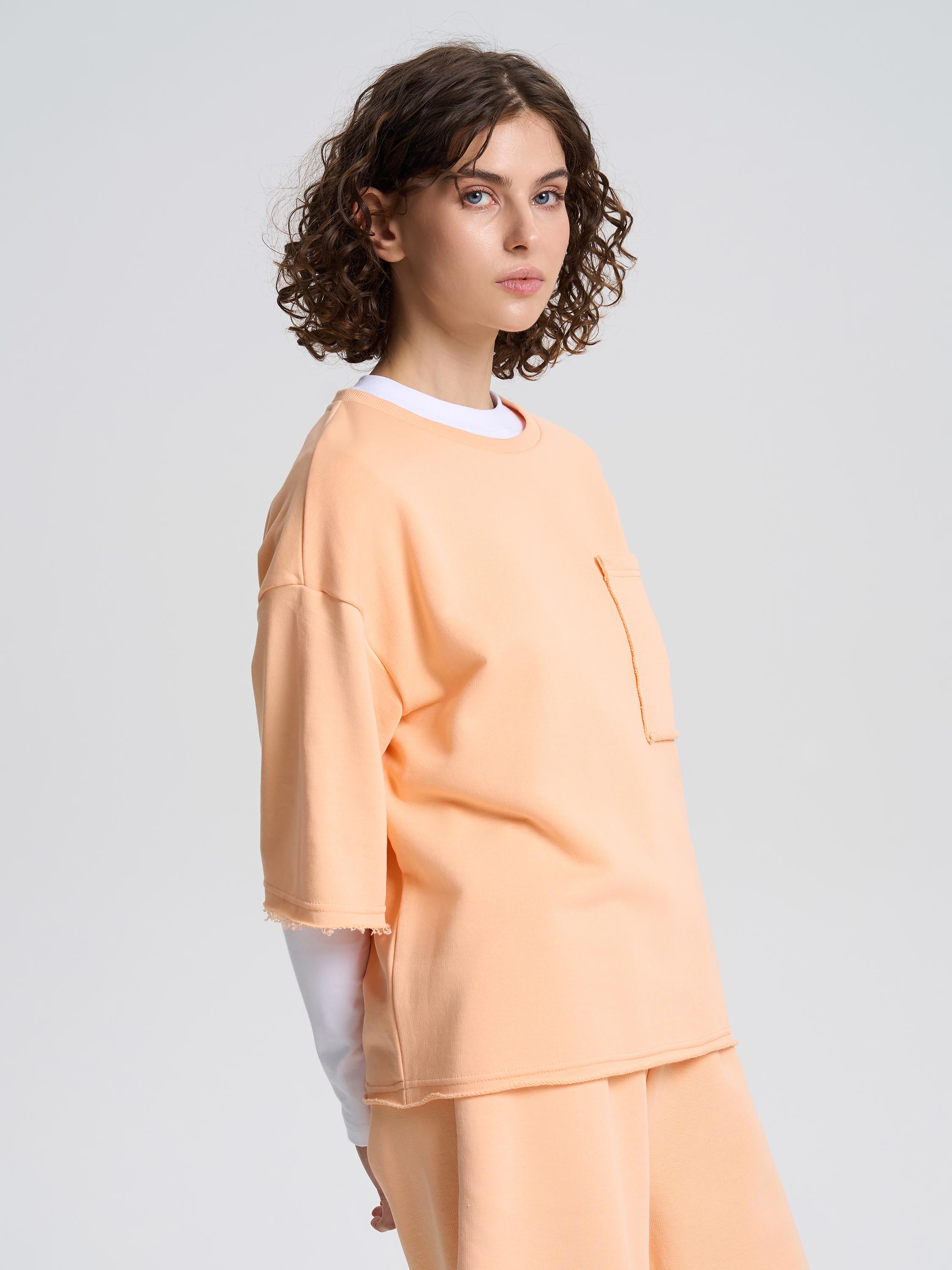 Футболка жіноча щільна з необробленим краєм ROZA 240607 XL Персиковий (4824005717840) - фото 7