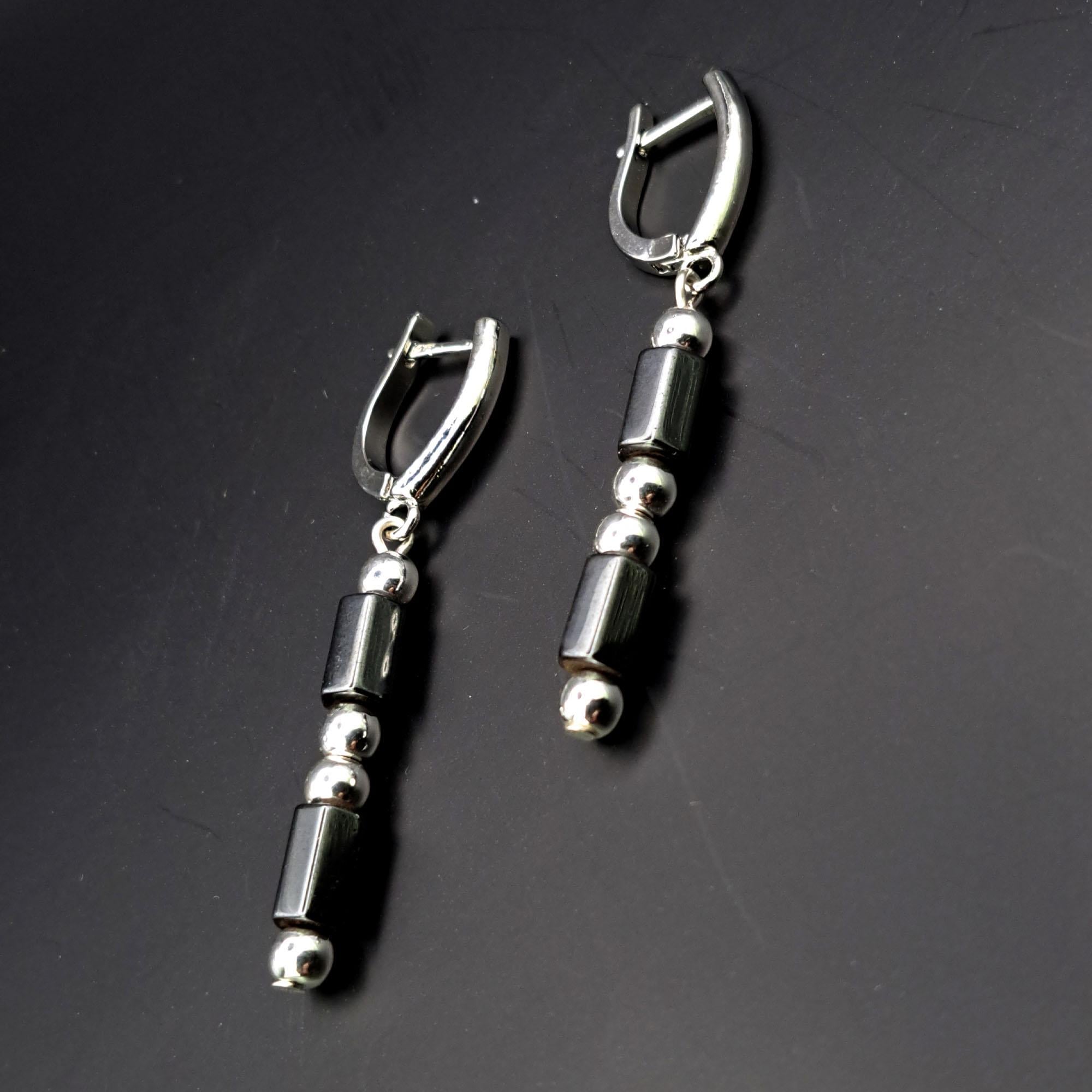 Серьги DARSANA Вальс дождя из натурального камня гематит (DRSU005399)