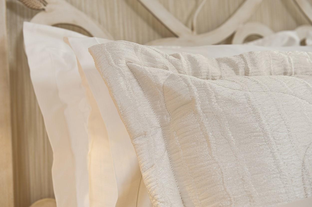 Набір покривало з наволочками Gul Guler Gofre Cream Двоспальний євро 260x260 см - фото 3 Набір покривало з наволочками Gul Guler Gofre Cream Двоспальний євро 260x260 см - фото 3