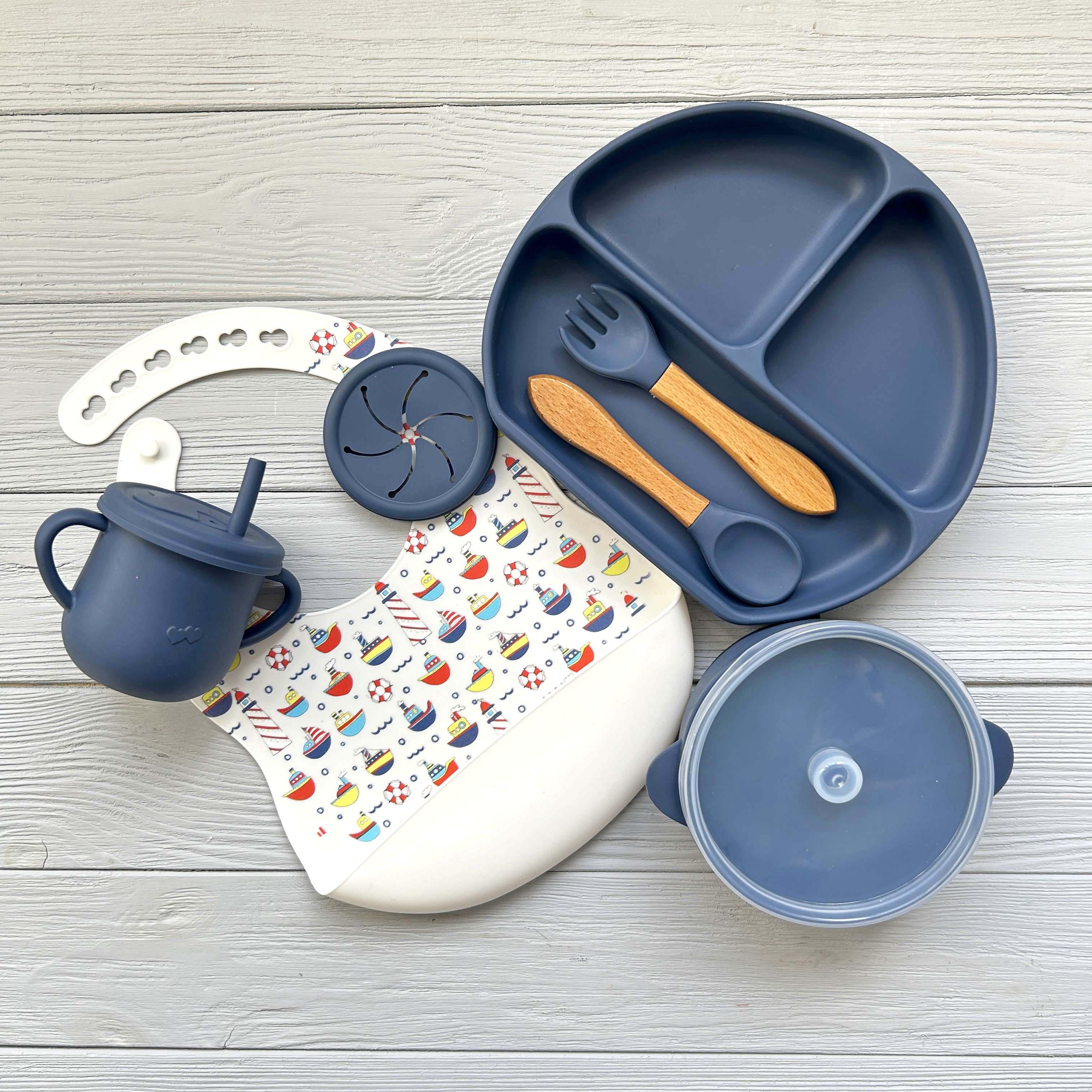 Набір дитячого посуду із силікону img_e0454 Y10 Темно-синій (65628) - фото 1 Набір дитячого посуду із силікону img_e0454 Y10 Темно-синій (65628) - фото 1