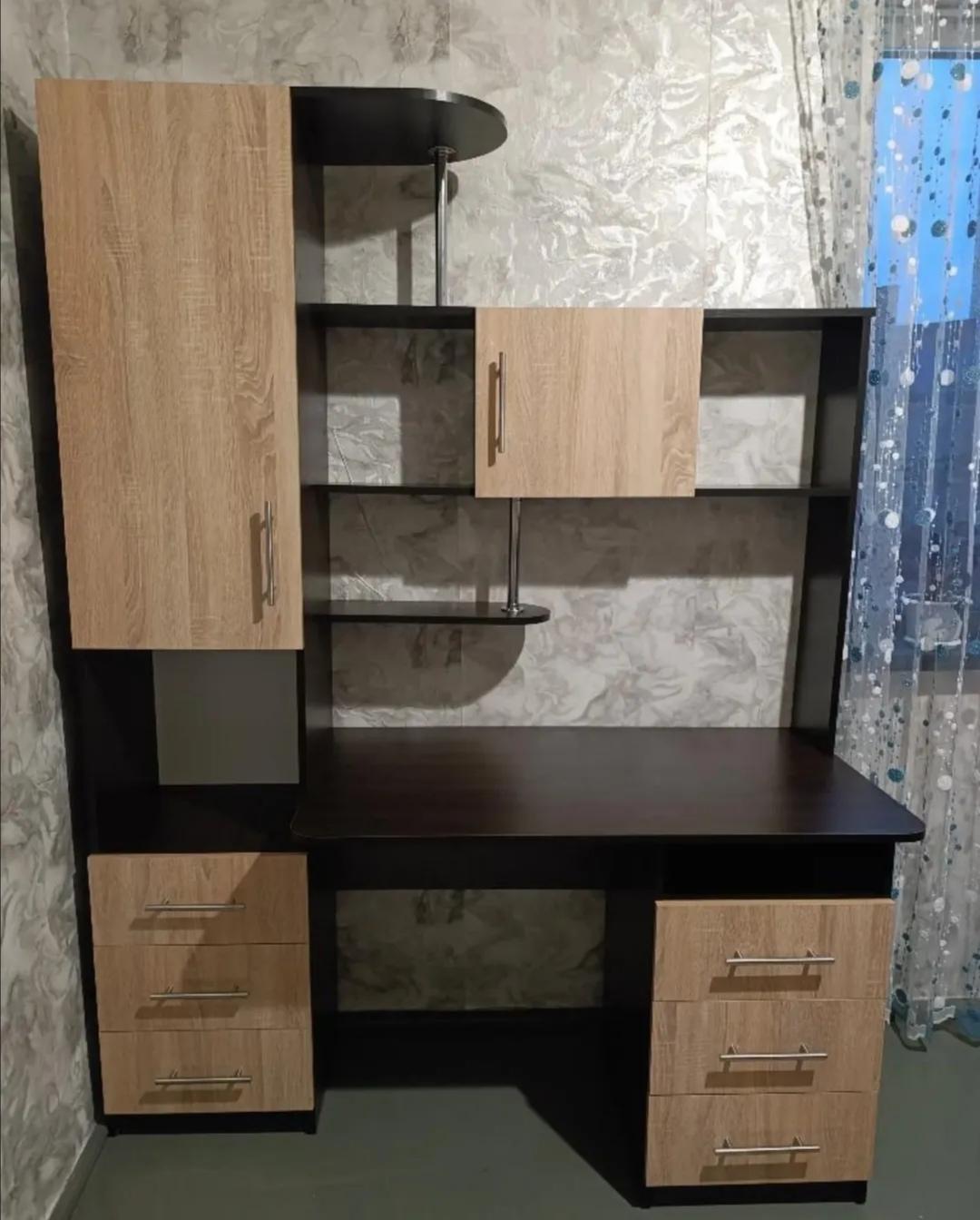 Стол компьютерный письменный Light-12 с надстройкой тумбой и полочками Венге/Дуб сонома - фото 3 Стол компьютерный письменный Light-12 с надстройкой тумбой и полочками Венге/Дуб сонома - фото 3