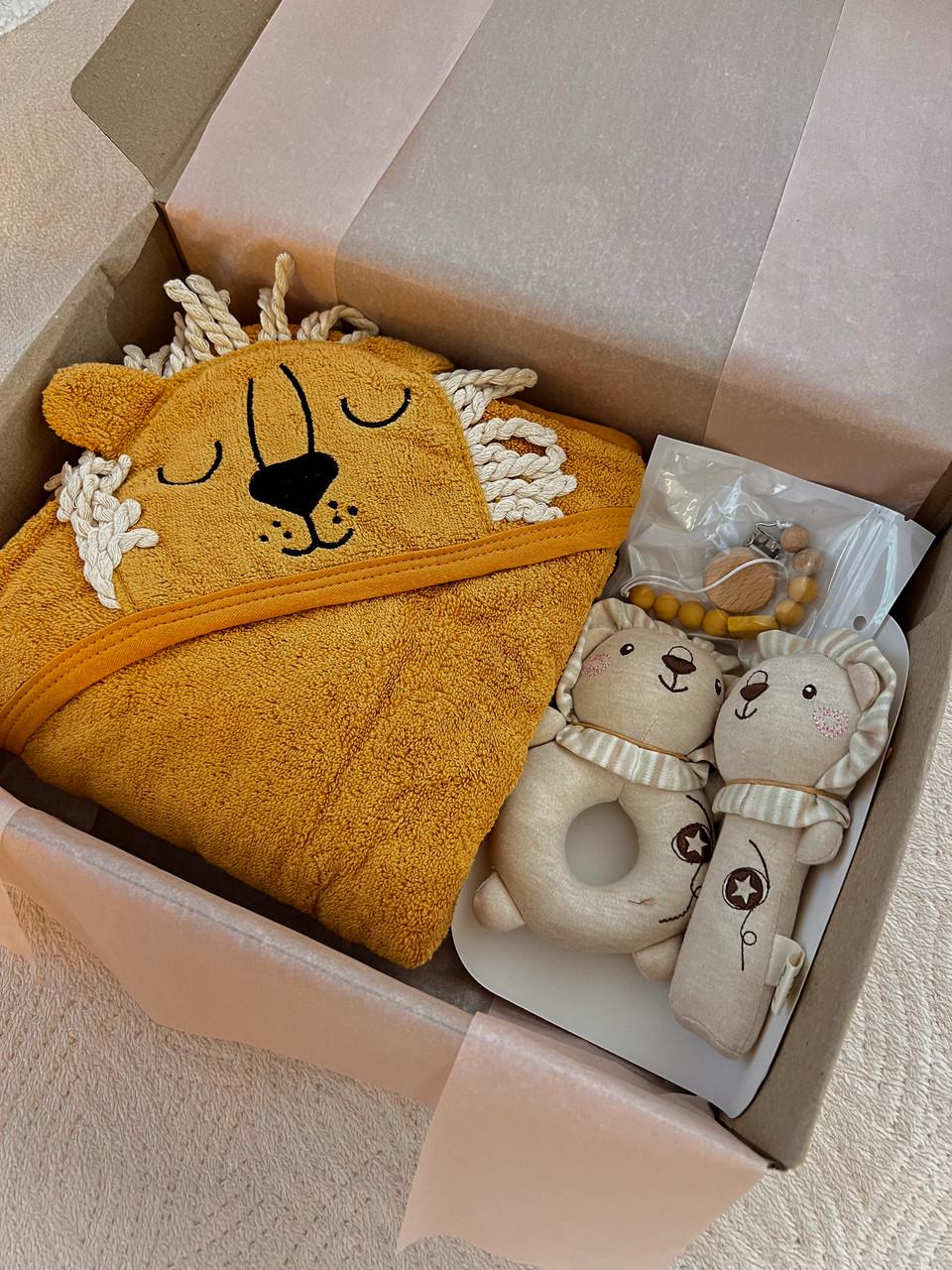 Подарунковий набір для новонародженого Лев Жовтий (24246856)