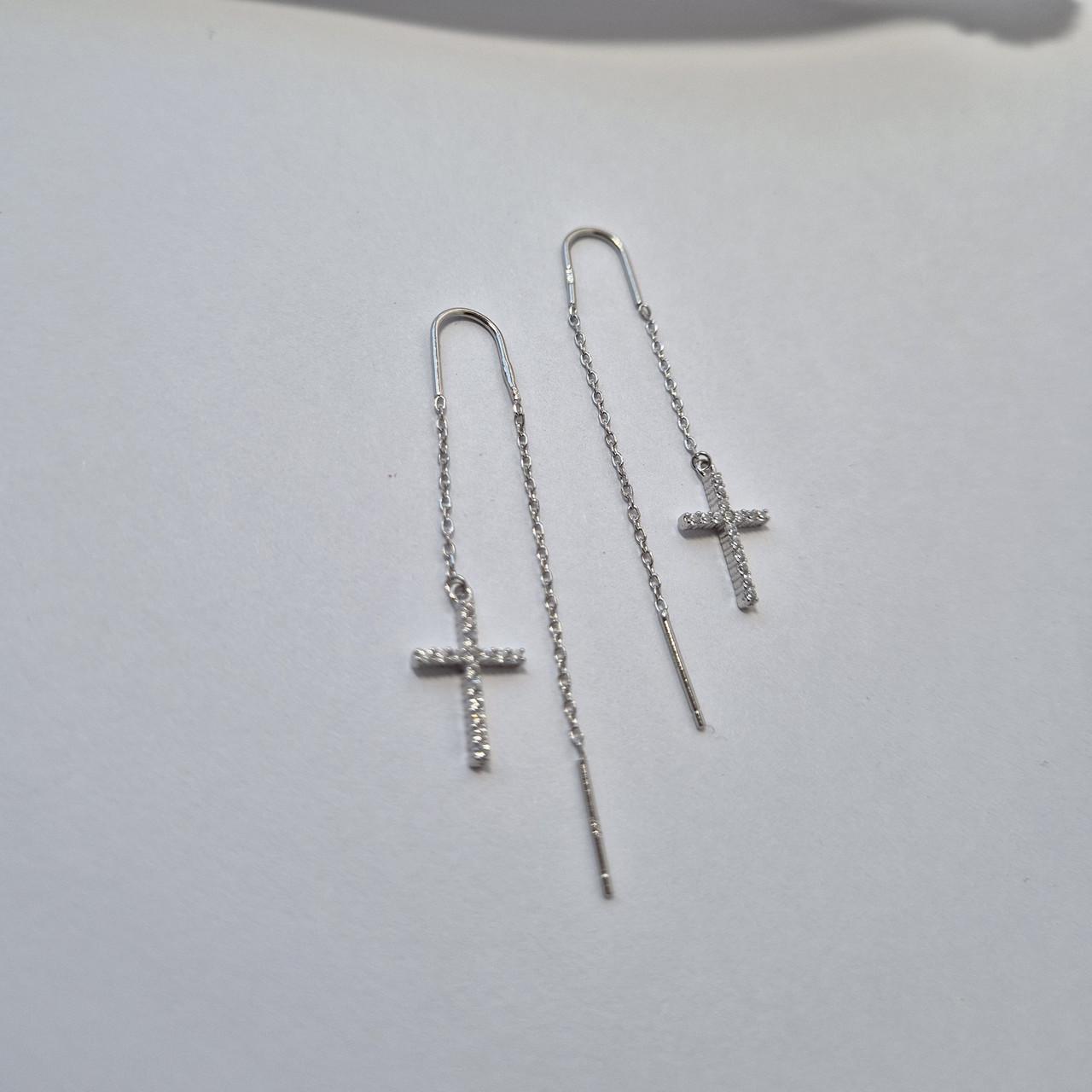 Сережки-протяжки Крест в белых камнях серебро 925 пробы 1,50 г (с2ф/299) Сережки-протяжки Крест в белых камнях серебро 925 пробы 1,50 г (с2ф/299)