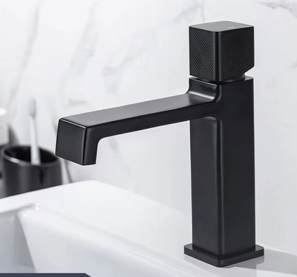 Смеситель дизайнерский для умывальника из латуни для раковины однорычажный Черный - фото 4