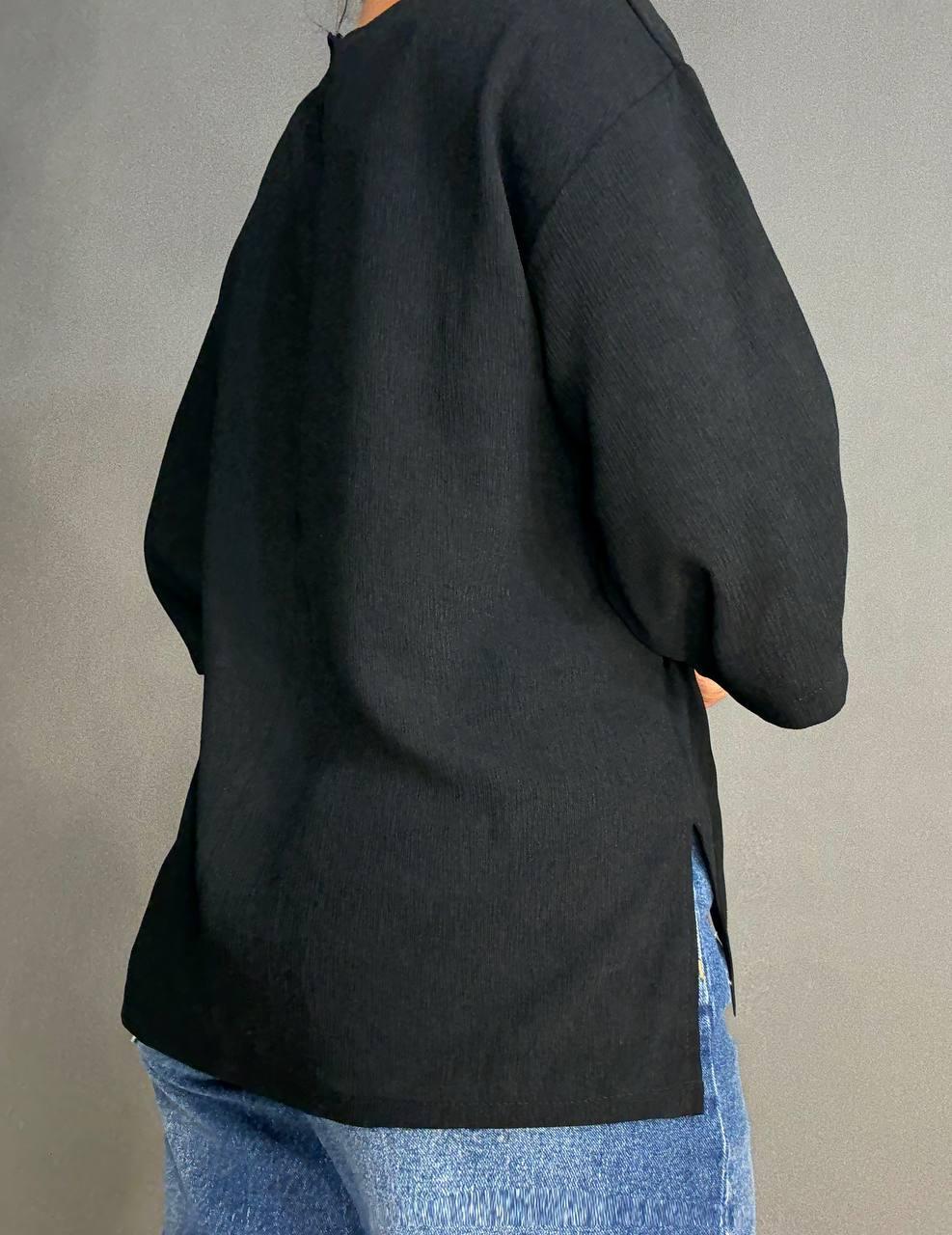 Блузка женская Clew 1005 жатка с разрезами широкая 3/4 рукав M Черный (4770) - фото 3