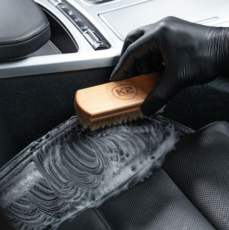 Щітка для очищення шкіряної оббивки K2 Auron Brush Soft 13 см (2508579538) - фото 7 Щітка для очищення шкіряної оббивки K2 Auron Brush Soft 13 см (2508579538) - фото 7