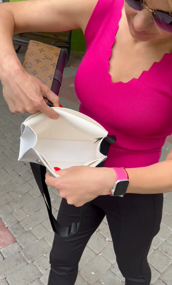 Женский клатч сумка кросс боди через плечо на широком ремне кожаная экокожа Белый - фото 5 Женский клатч сумка кросс боди через плечо на широком ремне кожаная экокожа Белый - фото 5