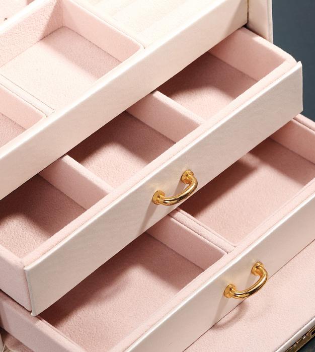 Шкатулка для украшений с зеркалом и ящичками 18х14х12.5 экокожа 12х12х5 см Белый (ШДД-13-4) - фото 6 Шкатулка для украшений с зеркалом и ящичками 18х14х12.5 экокожа 12х12х5 см Белый (ШДД-13-4) - фото 6