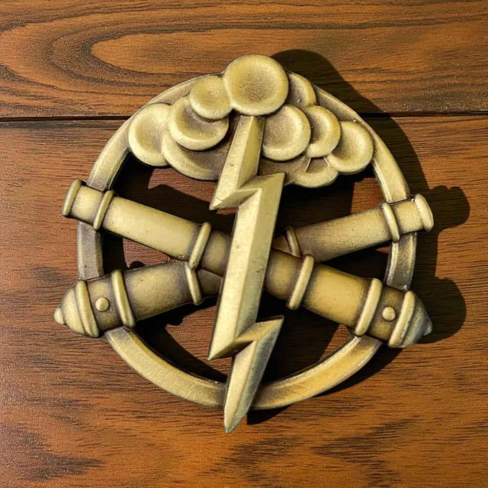 Кокарда Артилерії та ракетних військ - фото 2 Кокарда Артилерії та ракетних військ - фото 2