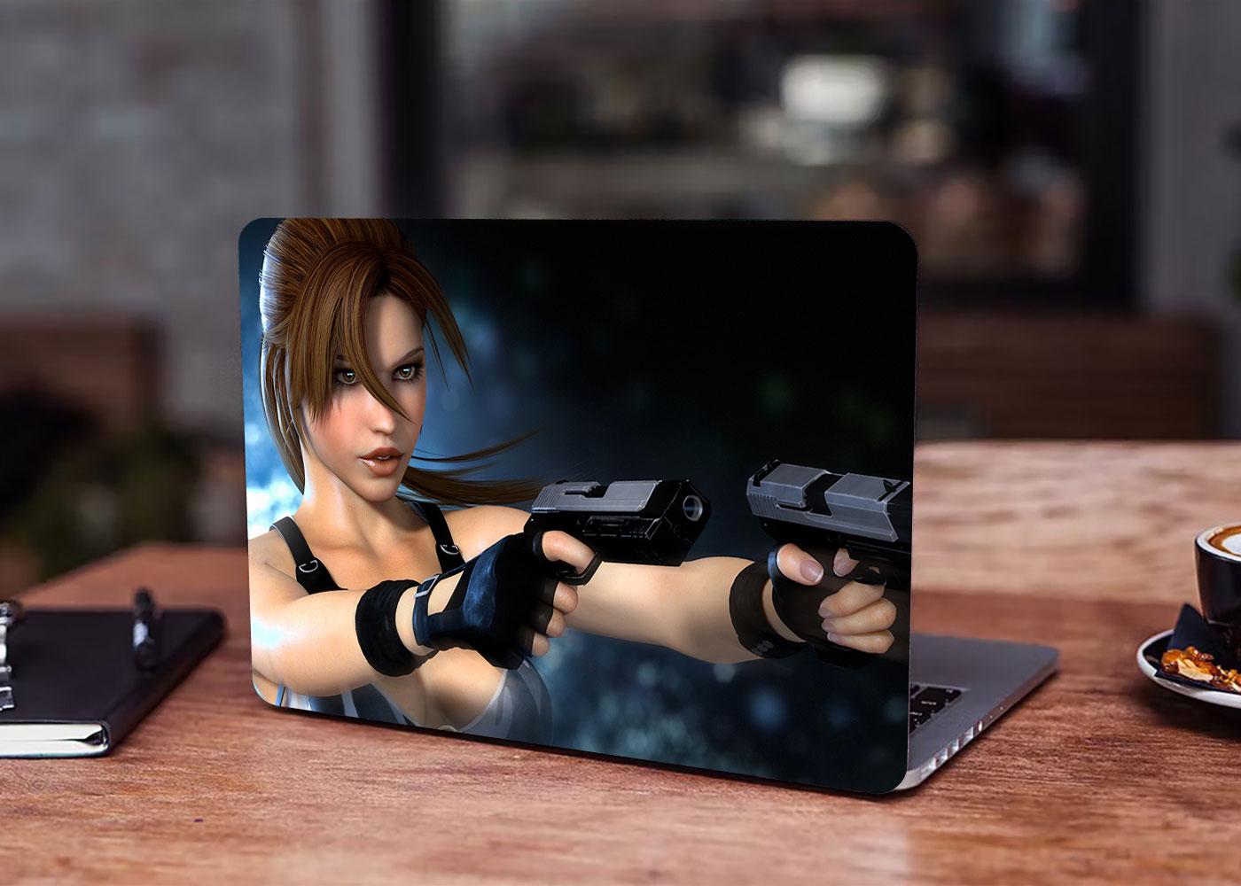 Декоративная наклейка на ноутбук 17,3" Tomb Raider Лара с пистолетами 400х260 мм (100855_17)