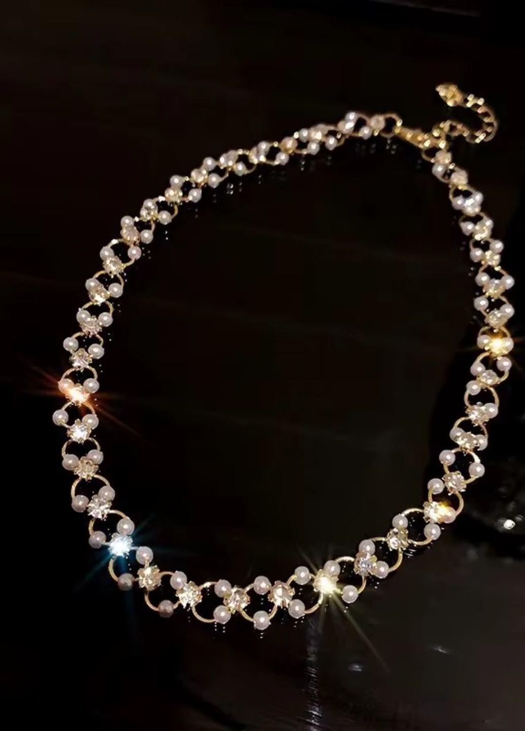 Ланцюжок-чокер жіночий з камінцями та бусинками Fashion Jewelry Золотистий (15268) - фото 11 Ланцюжок-чокер жіночий з камінцями та бусинками Fashion Jewelry Золотистий (15268) - фото 11