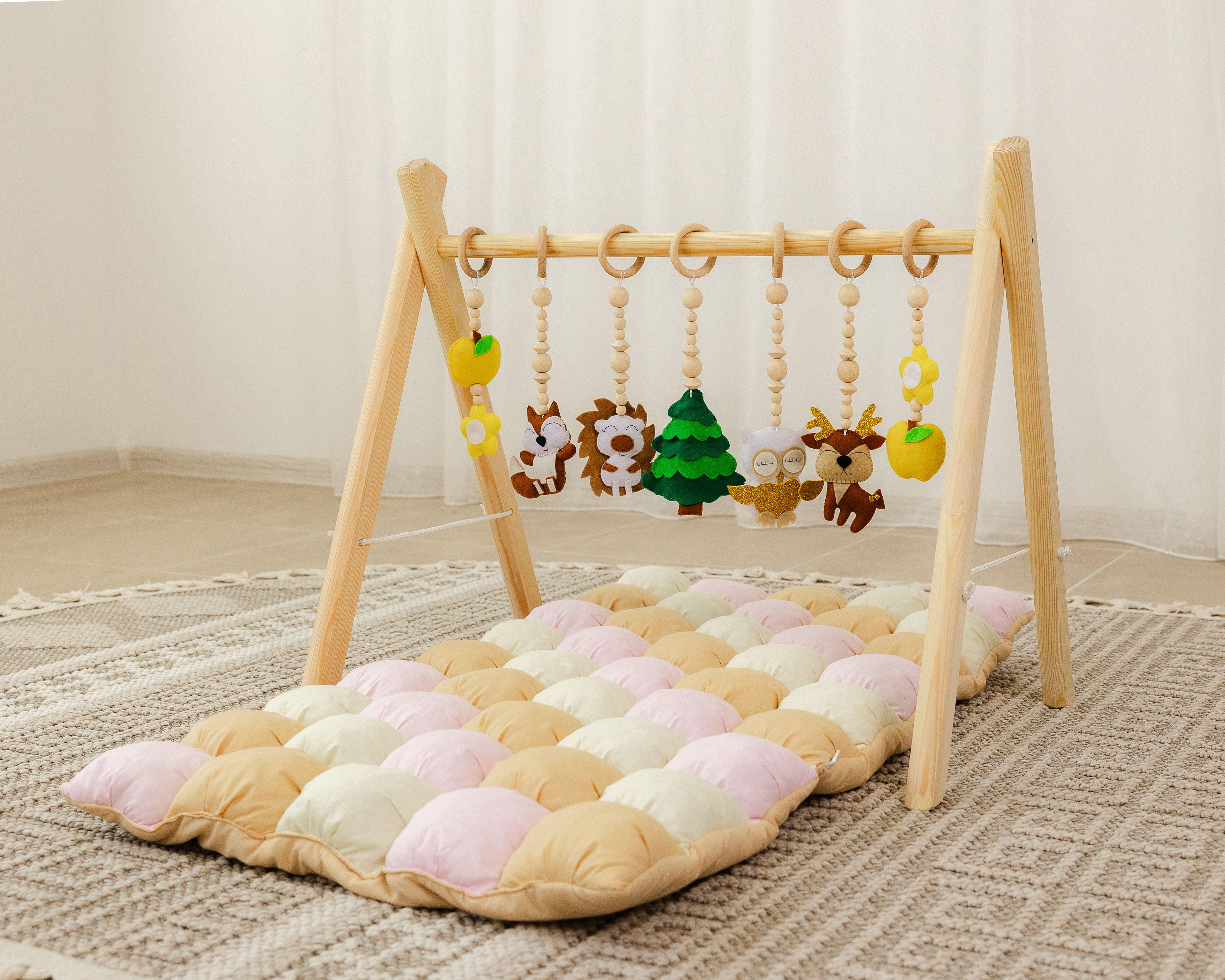 Мобиль детский напольный Лесничок с матрасом Лисенок (0002295)