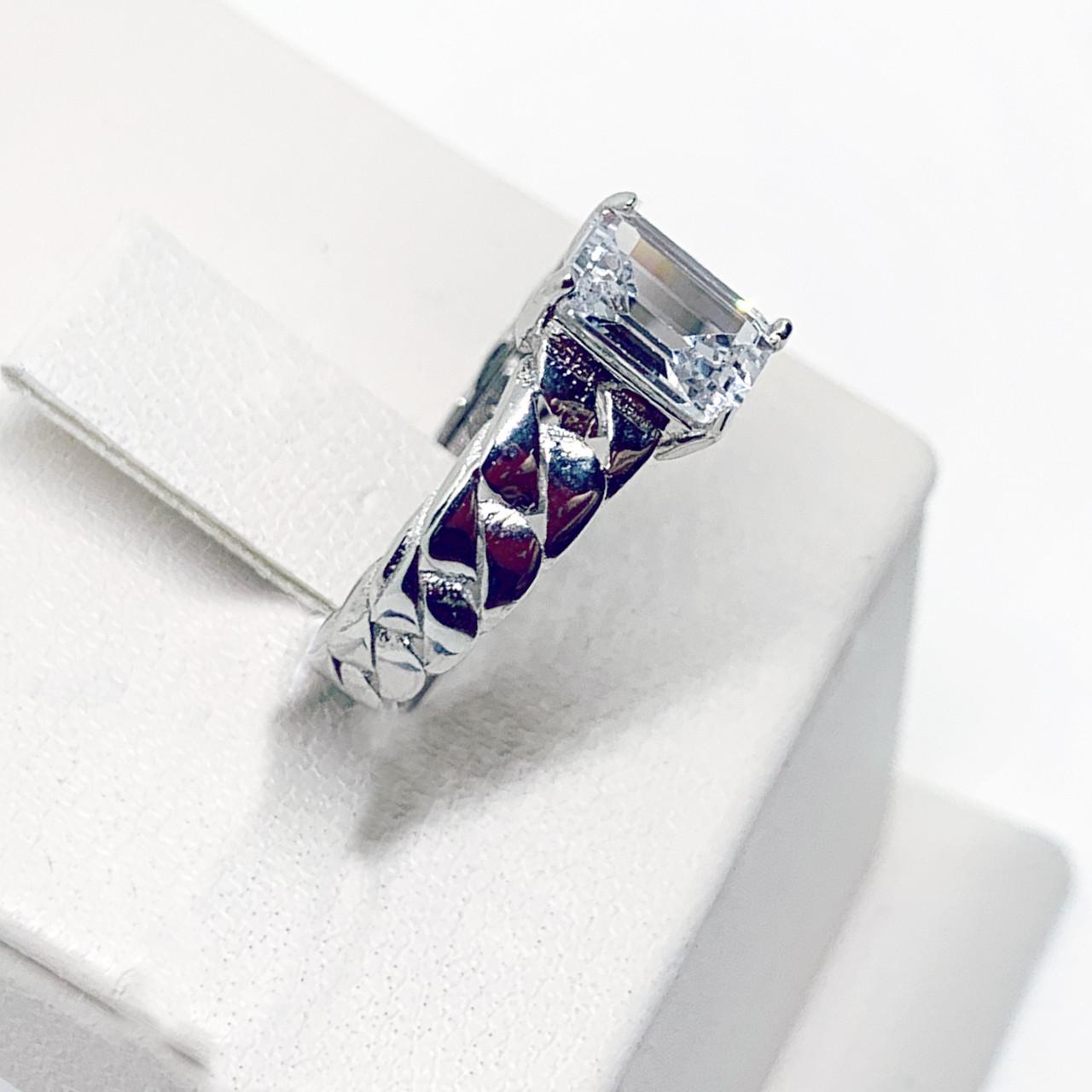 Кольцо серебряное с кубическим цирконием р. 18 1,79 г (1547247915)