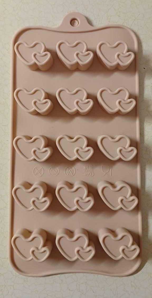 Форма для випічки Серця 15 осередків силіконова термостійка 20,5х10 см (4e21da5b) - фото 2 Форма для випічки Серця 15 осередків силіконова термостійка 20,5х10 см (4e21da5b) - фото 2