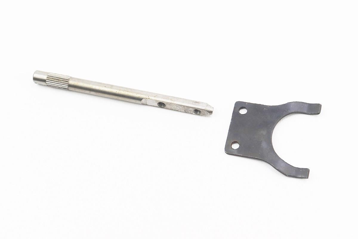 Ричаг вижимного відцентрового контакта до генераторів 0,8 кВт (ET-950)