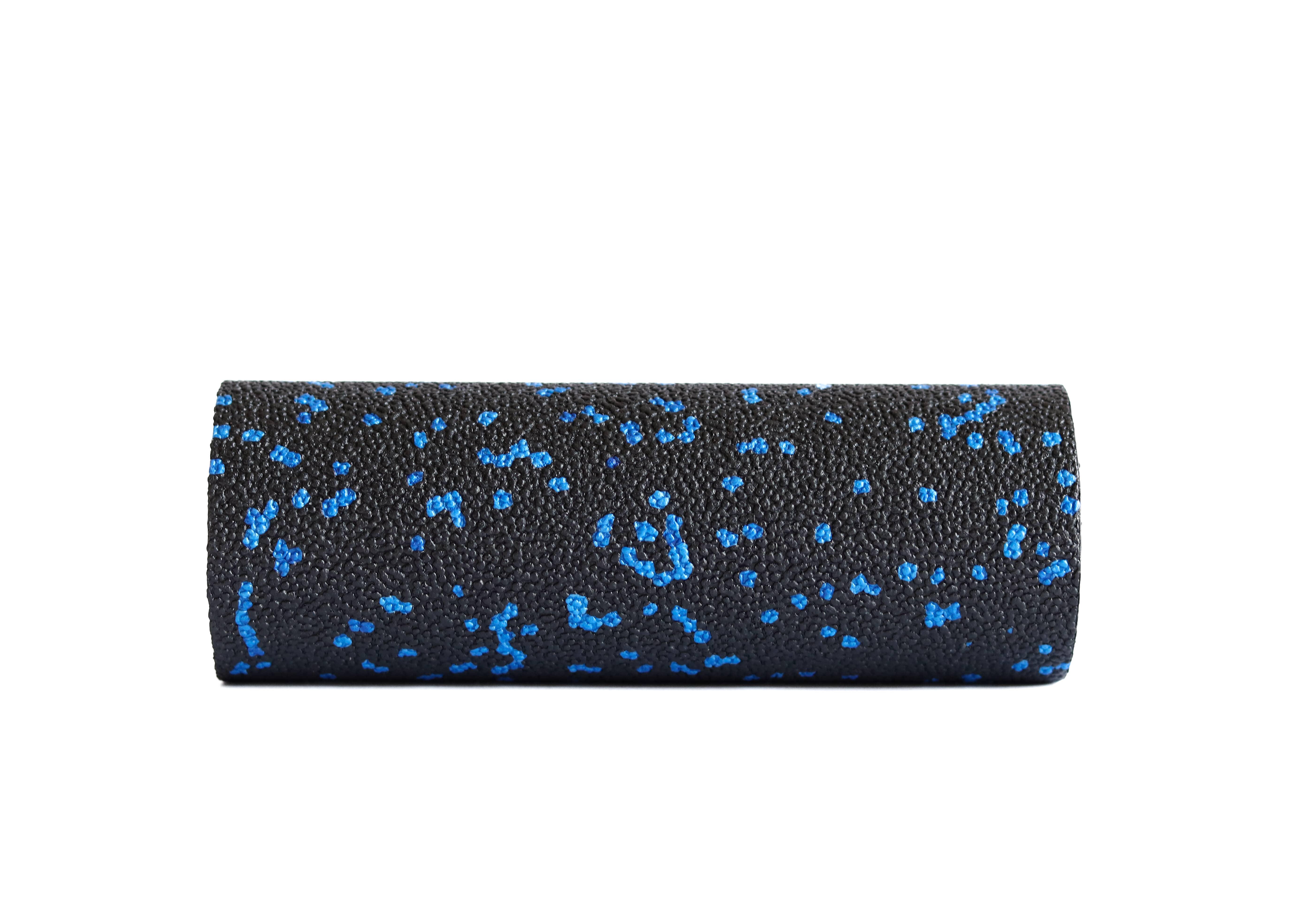 Масажний ролик міні мфр RollerUA Mini 15х5,3 см Black/Blue (11335583) - фото 2