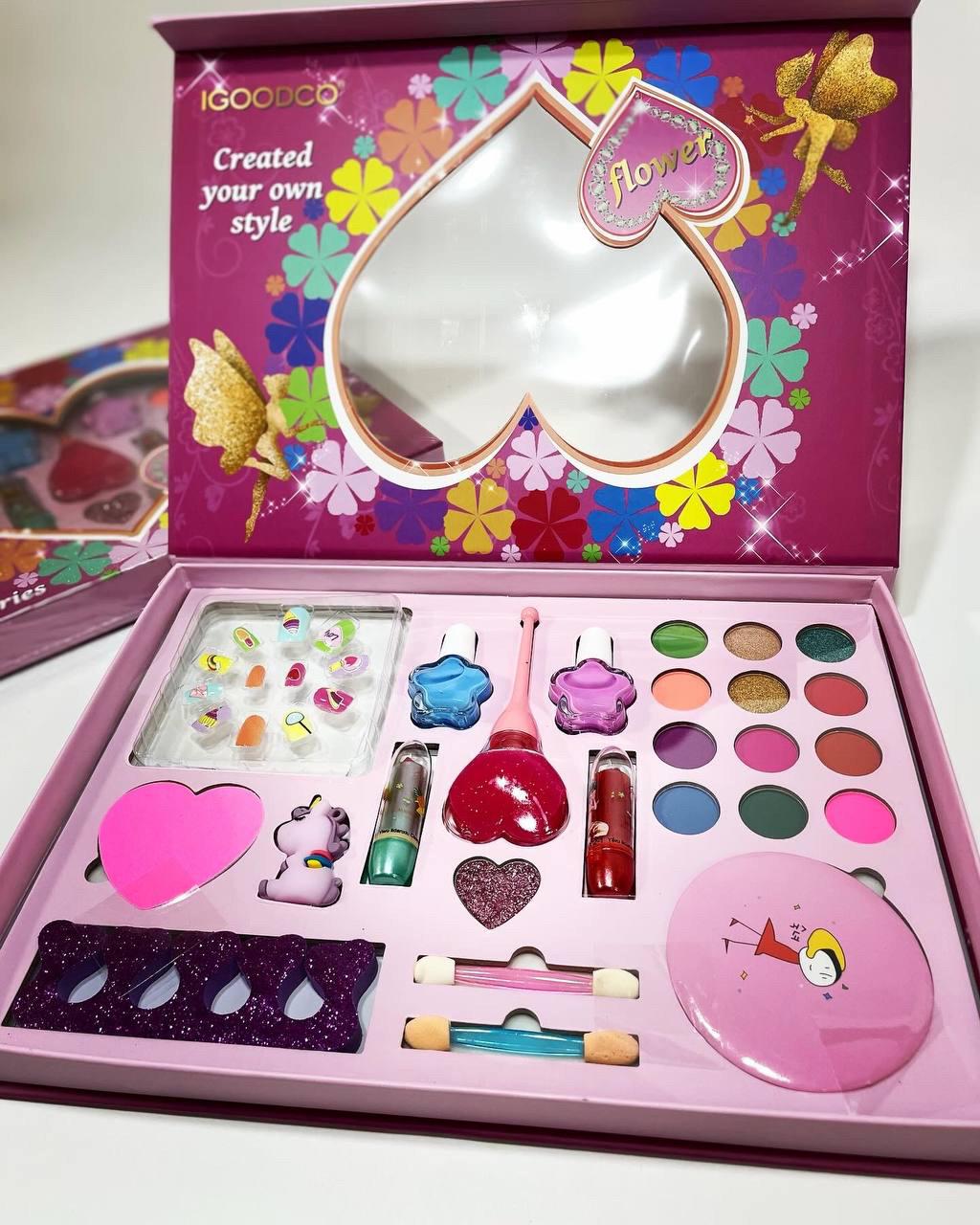 Набор детской косметики тени/блеск для губ/лаки/помада/ногти/кисти/зеркальце (LK 2881) - фото 2 Набор детской косметики тени/блеск для губ/лаки/помада/ногти/кисти/зеркальце (LK 2881) - фото 2