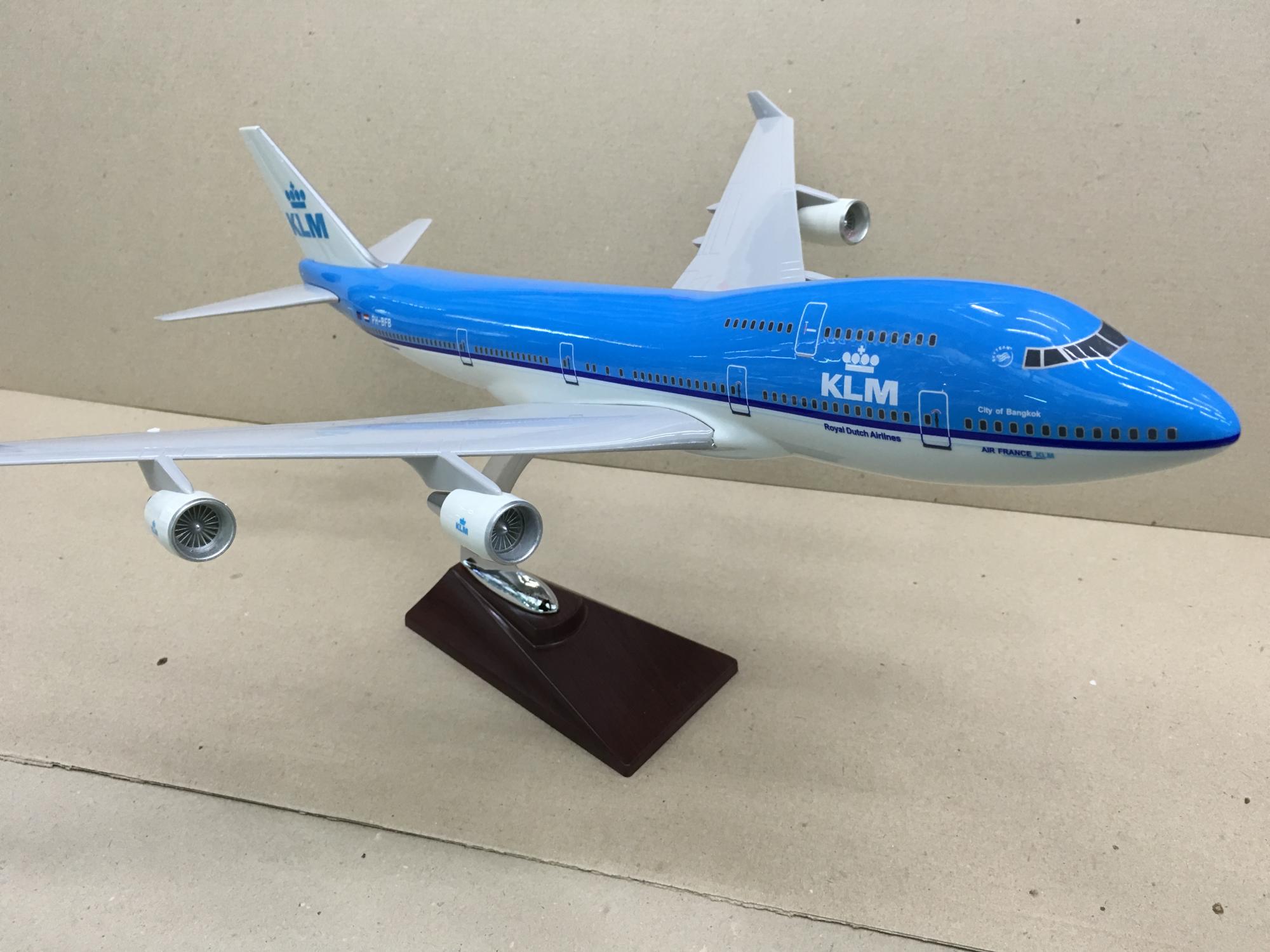 Колекційна модель літака Shantou Tongde Boeing 747 KLM 47 см