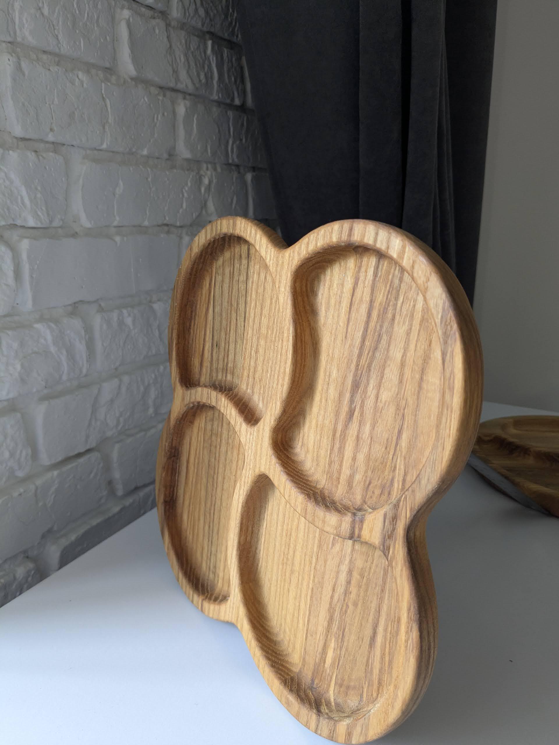 Менажниця кругла дерев’яна з ясеня 4 фігурні секції (SP-006) - фото 3 Менажниця кругла дерев’яна з ясеня 4 фігурні секції (SP-006) - фото 3