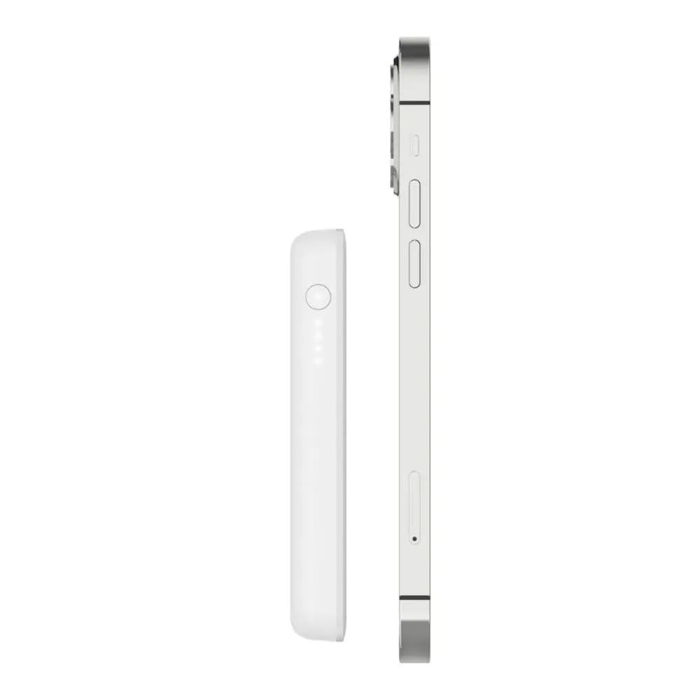 Повербанк Belkin 2500 mAh MagSafe White (BPD002BTWH) - фото 7 Повербанк Belkin 2500 mAh MagSafe White (BPD002BTWH) - фото 7