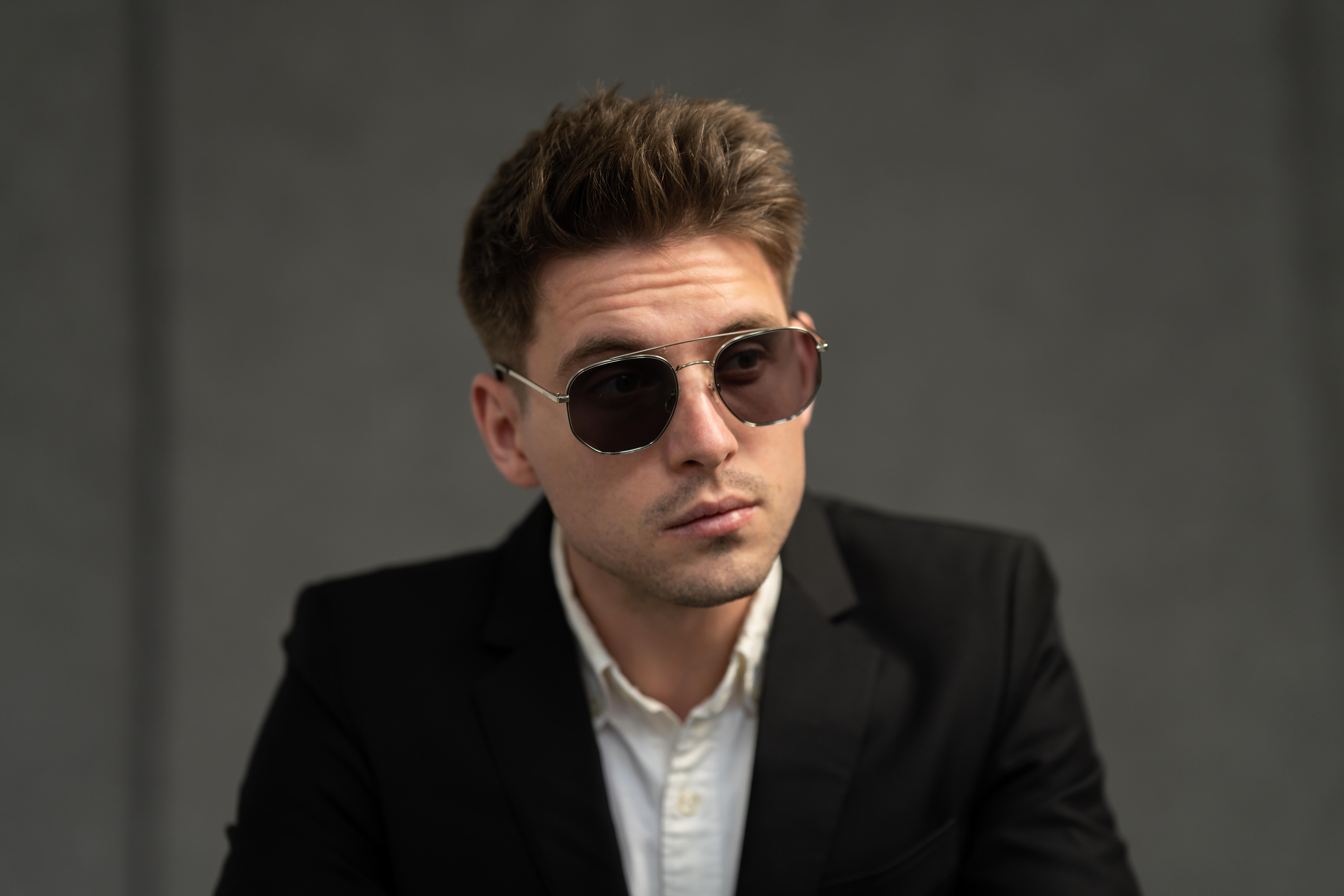 Сонцезахисні окуляри чоловічі MEGAPOLIS 691 Grey (11651678) - фото 4 Сонцезахисні окуляри чоловічі MEGAPOLIS 691 Grey (11651678) - фото 4