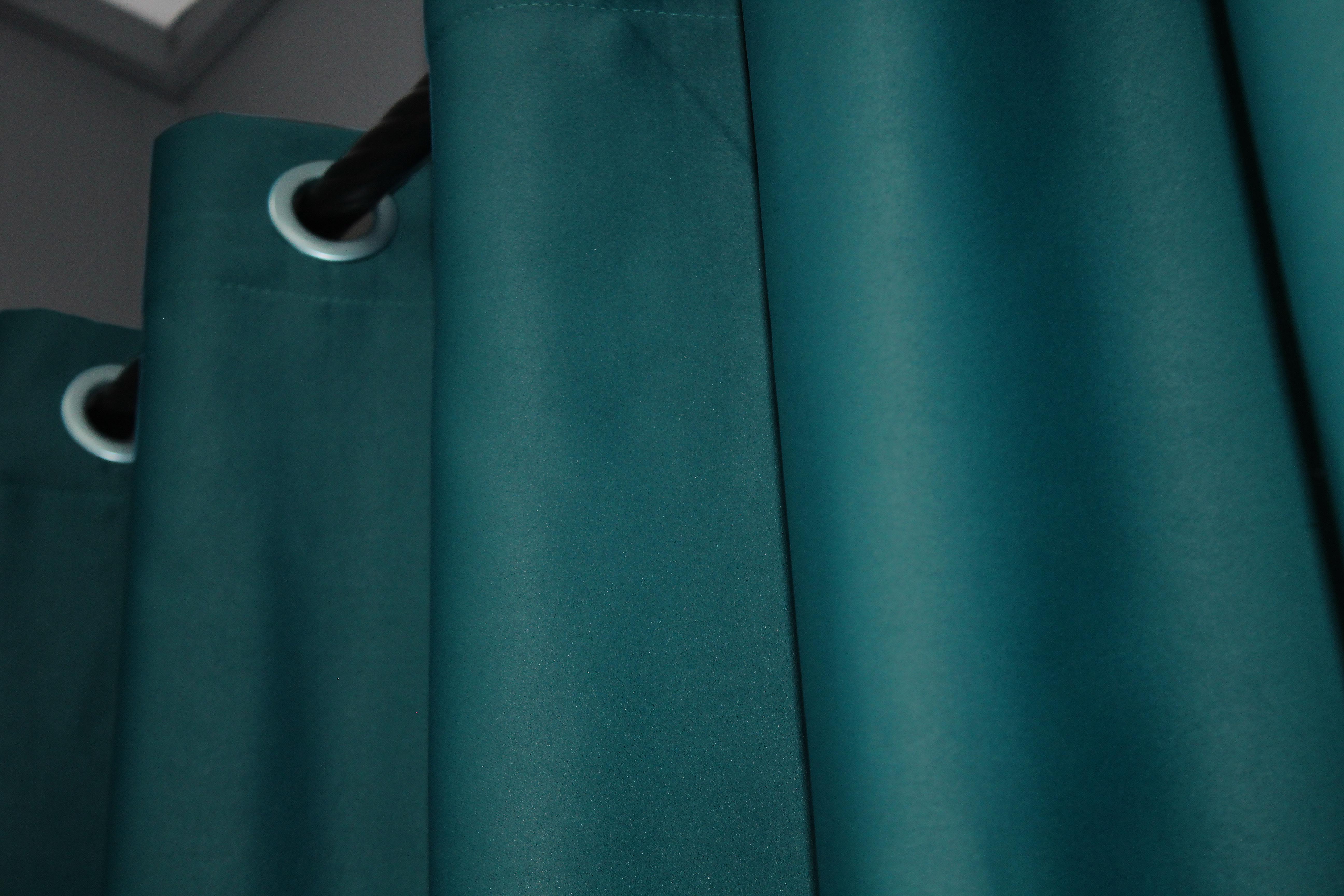 Комплект штор на люверсах VR-Textil Блэкаут Bagema Rvs № 1297ш 150х250 см 2 шт. Изумрудный (37-0014) - фото 8 Комплект штор на люверсах VR-Textil Блэкаут Bagema Rvs № 1297ш 150х250 см 2 шт. Изумрудный (37-0014) - фото 8