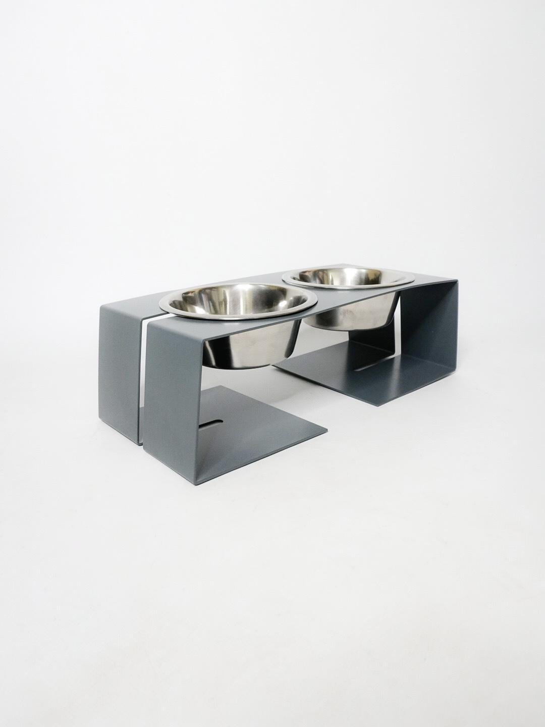 Кормушка Bestmeal подставка для собак малых пород на 2 миски металл 132 мм 0,75 л Темно-серый (24436818)