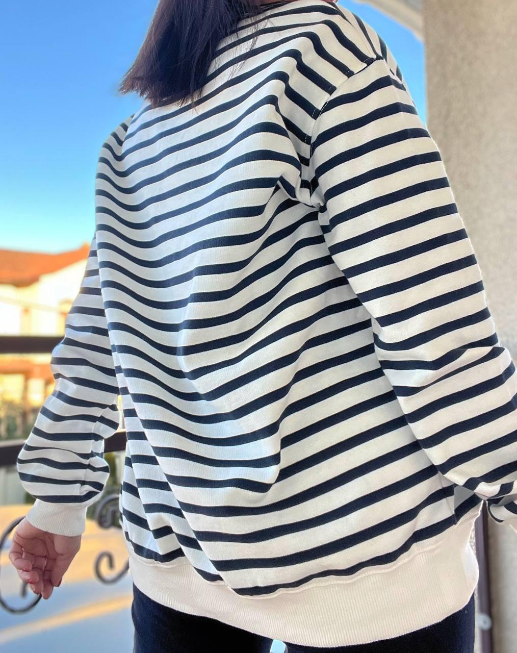 Світшот жіночий PEPPER MINT 24-31 подовжений в смужку OS Білий (892) - фото 2