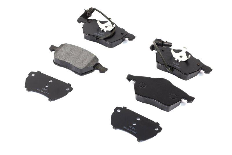 Тормозные колодки дисковые передние standard Audi A4 00-08 A6 Passat 00-05 RIDER RD 20676STD (RD.20676STD RIDER)