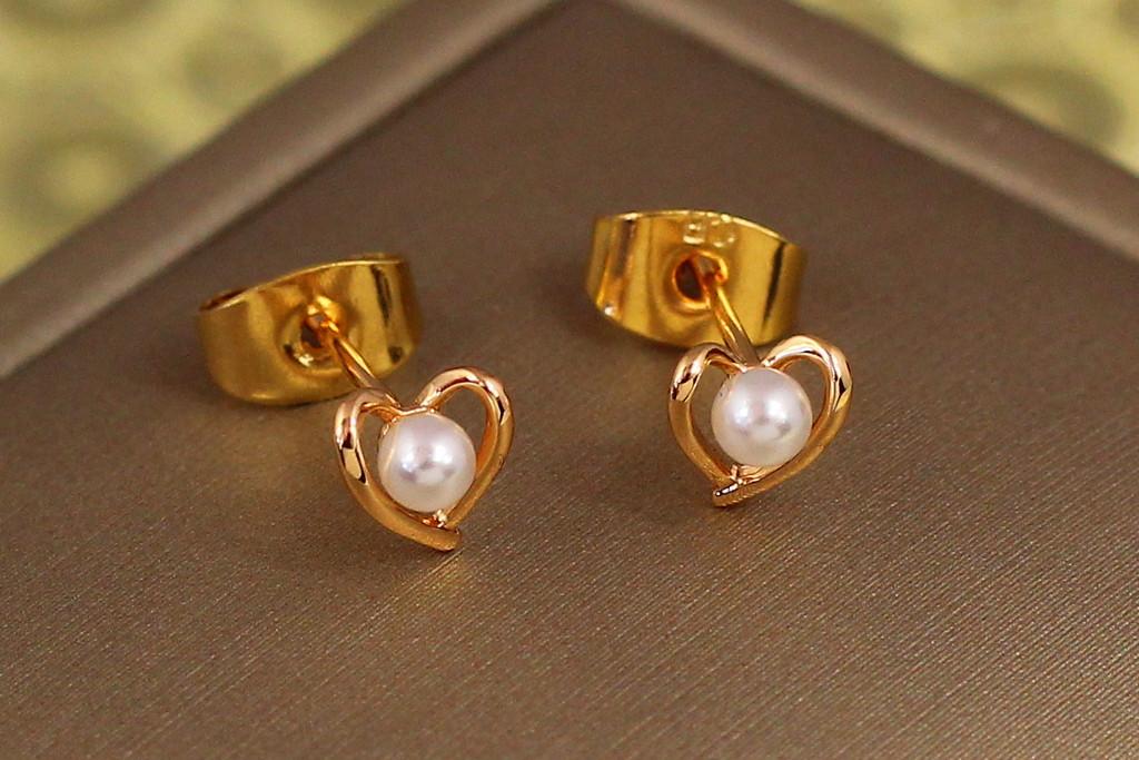 Серьги гвоздики Xuping Jewelry Жемчужка в сердечке 7 мм Золотистый (2135273638)