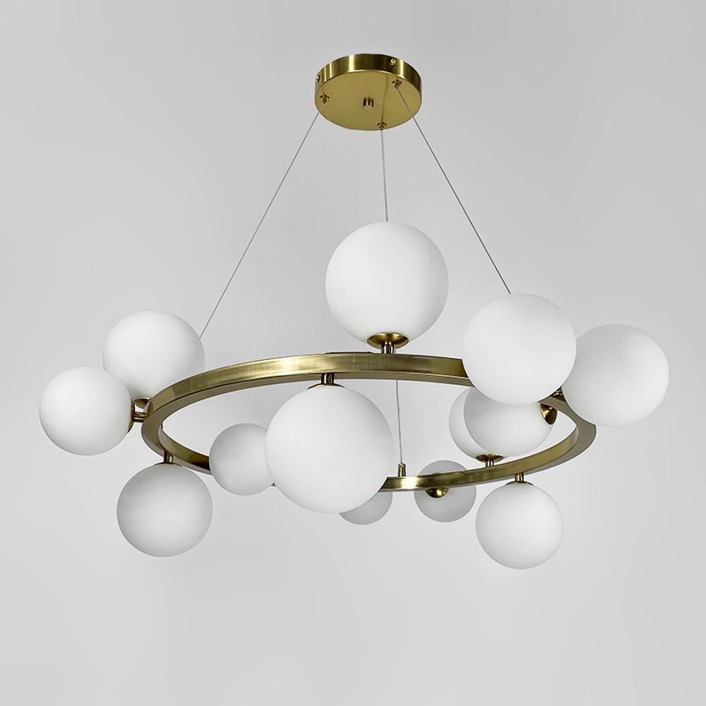Люстра кольцевая латунная с 14 белыми плафонами Ø 75 см (BM 62/14 AB)