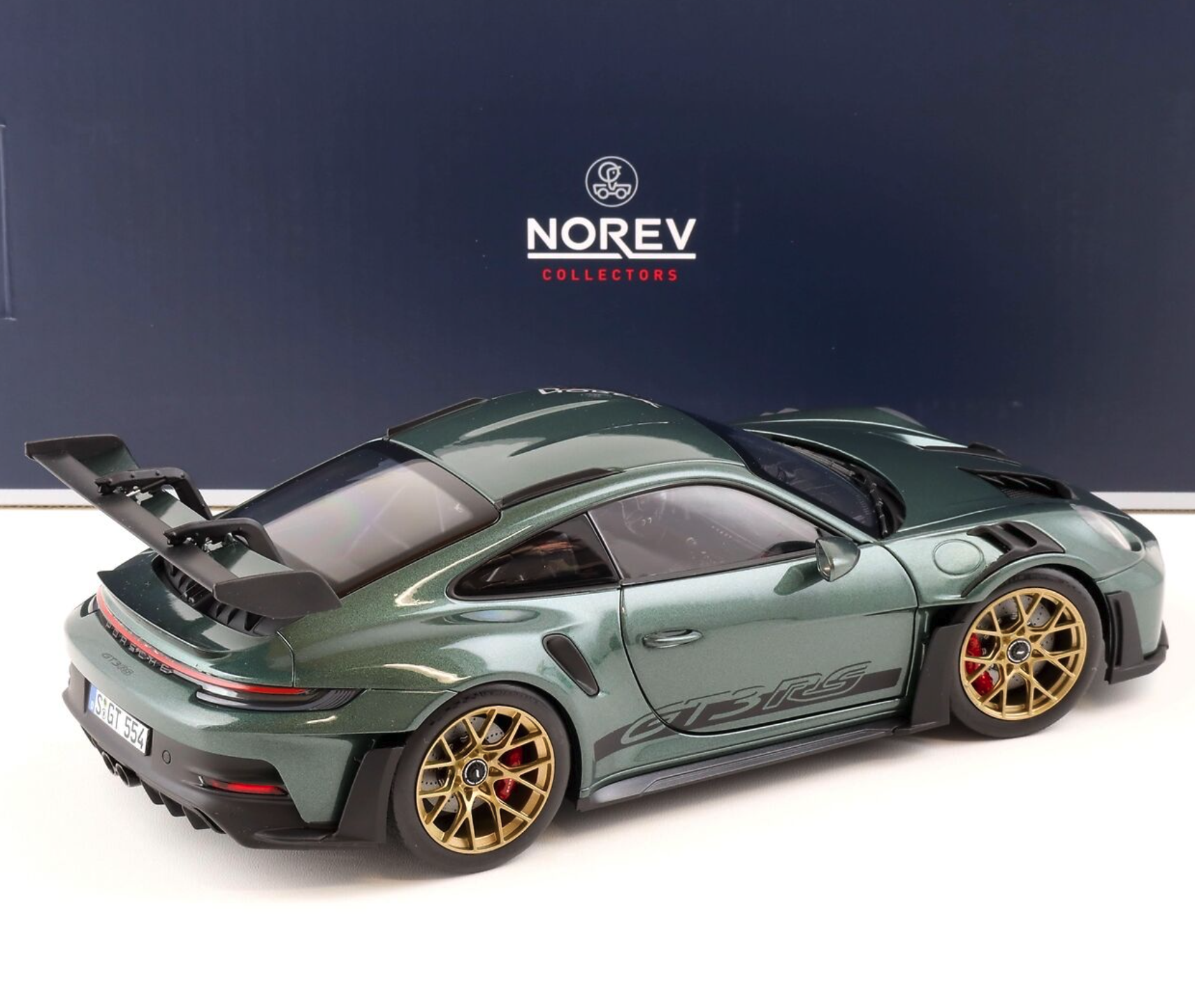 ᐉ Модель автомобиля 1:18 Porsche 911 992 GT3 RS Coupe 2022 Limite