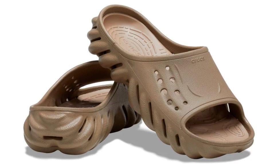 Шльопанці жіночі Crocs Echo Slide Tumbleweed р. 39-40 Коричневий (23917)