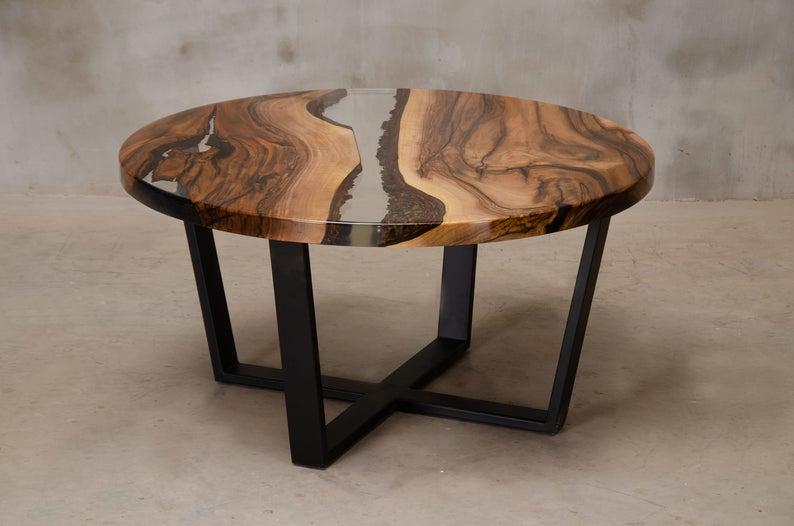 Стіл журнальний Балтимор дизайнерський річка круглий з прозорої епоксидної смоли та масиву горіха 700х480 мм