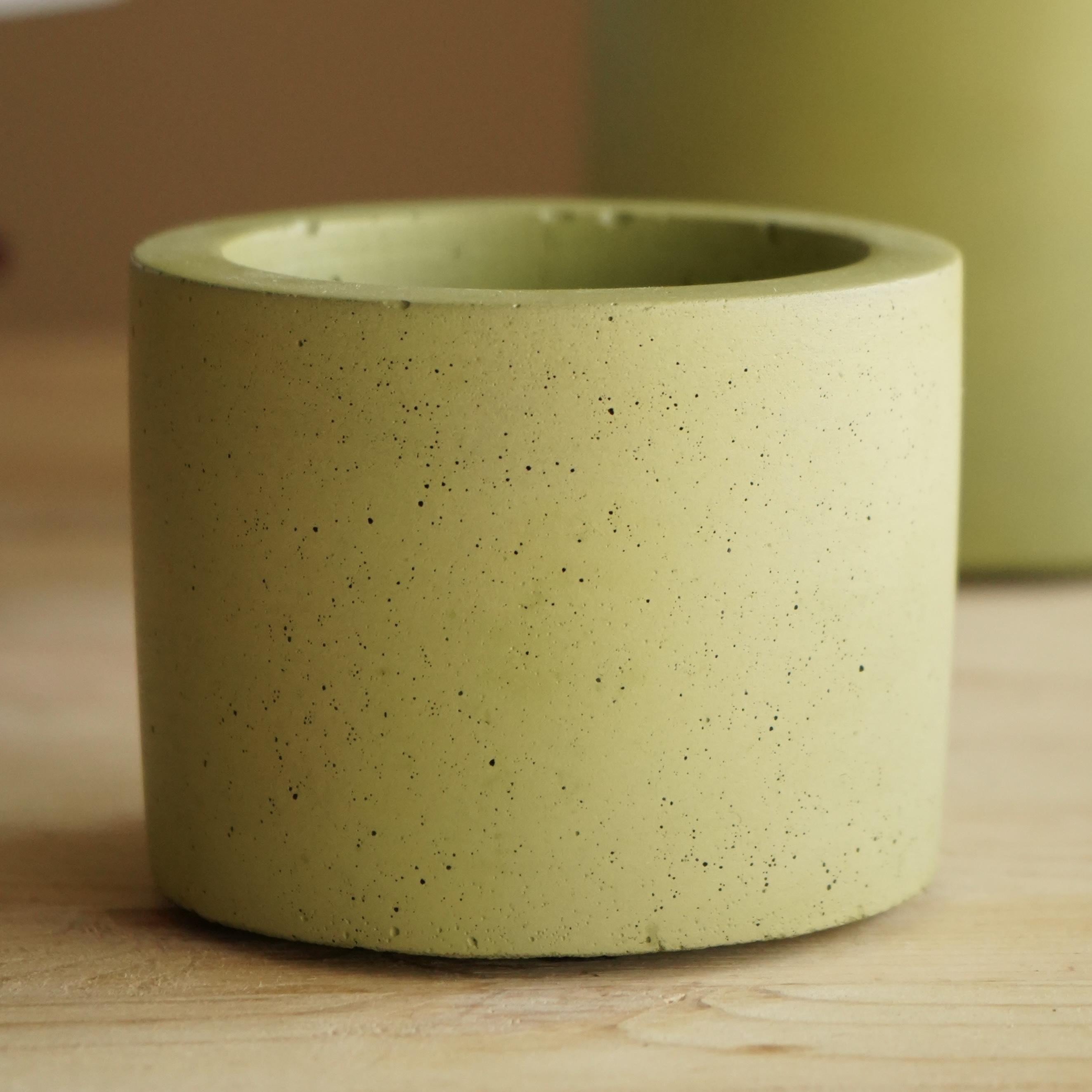 Горщик для кімнатних рослин Jungli бетонний 21х18 см Оливковий