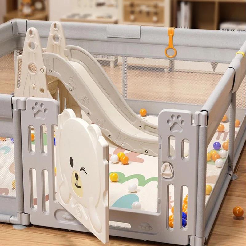 Манеж Lumpurini Tindario с пластиковой дверью и мешочком для игрушек L (NEW01150) - фото 9 Манеж Lumpurini Tindario с пластиковой дверью и мешочком для игрушек L (NEW01150) - фото 9